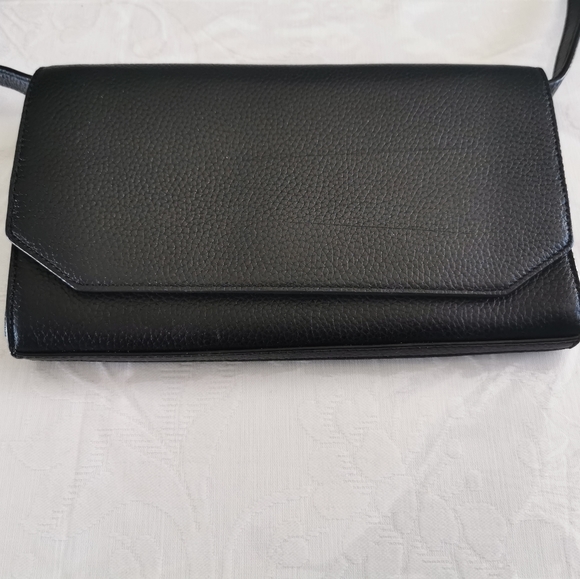 Nordstrom Black Leather Crossbody Bag - Picture 2 of 9